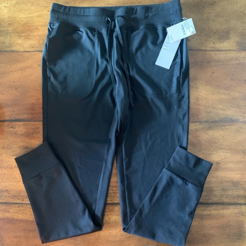 NWT Black Zella Leggings